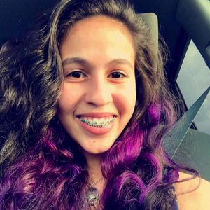 Meet your Posher, Naomi l.